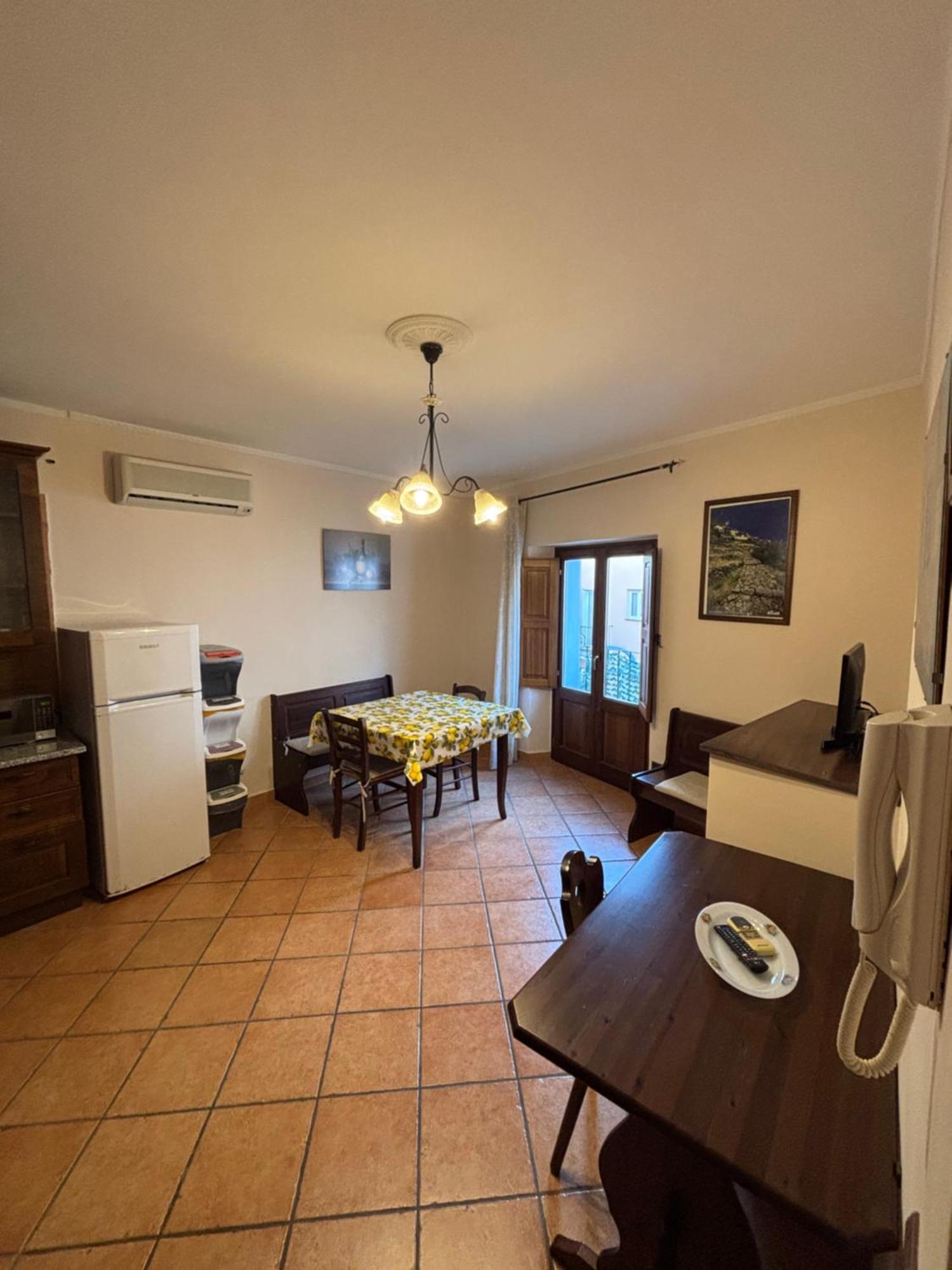 Case Vacanze Albamarina Lipari  Exterior photo